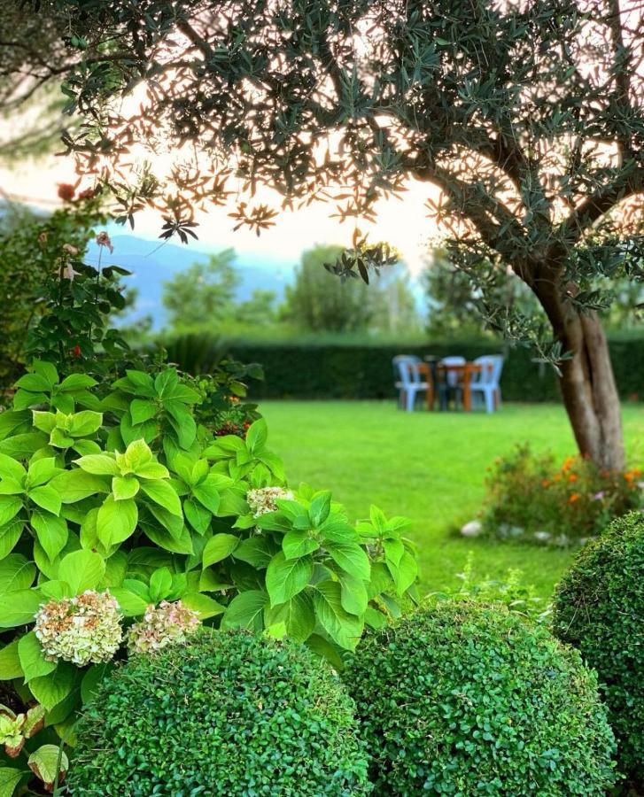 Merly Hotel Përmet Екстериор снимка