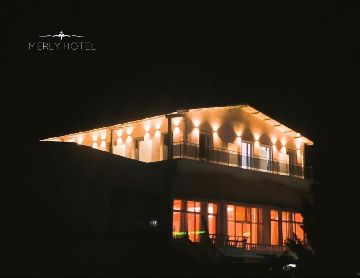 Merly Hotel Përmet Екстериор снимка