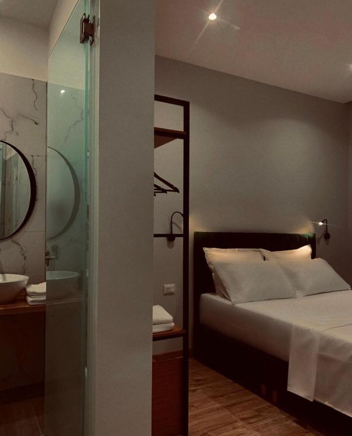 Merly Hotel Përmet Екстериор снимка